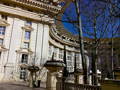 PLACE DU NOMBRE D’OR