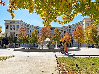 PLACE DE THESSALIE