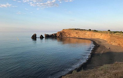 LA CÔTE VOLCANIQUE ET LE SENTIER SOUS-MARIN