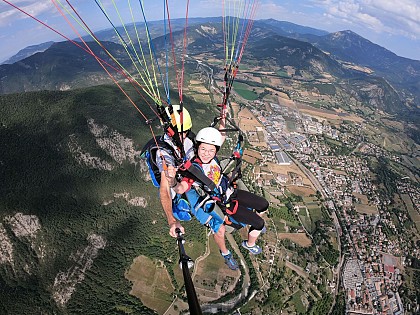 Paragliding with Air Element