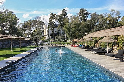 LE POOL HOUSE TARBOURIECH