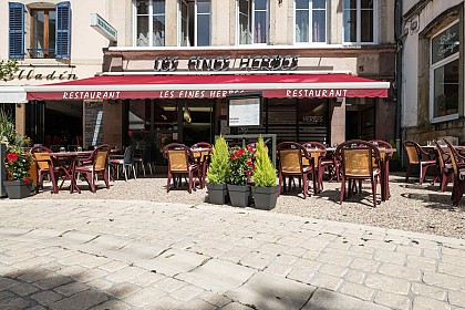 Les fines herbes restaurant