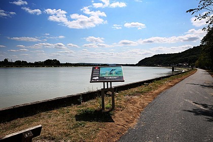 Table de lecture impressionniste n°4 - Entre Quillebeuf et Villequier