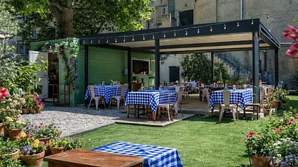 Chez Mano