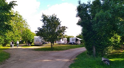 AIRE DE CAMPING CAR LA FERME DU MARAIS POITEVIN