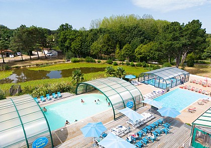 EMPLACEMENTS CAMPING-CARS CAMPING LA BRETONNIÈRE