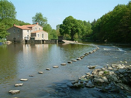 Le moulin de Poupet