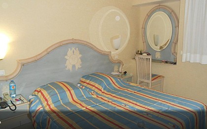 CHEZ FRANCA