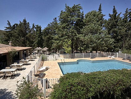 VILLAGE DE L'OSTRICONI - CAMPING