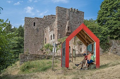 Halte du Guetteur sur le GR®53 - Niederbronn-les-Bains