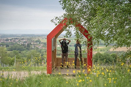 Halte du Vigneron sur le GR®53 - Rott
