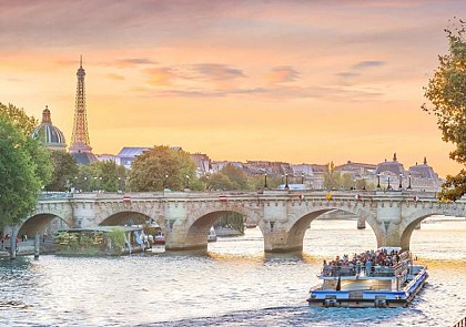 Seine River Cruise – Bateaux Mouches
