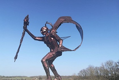 Saint Julien statue