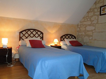 GITE RURAL 7 À 10 PERSONNES (GÎTE LA GRANGE ET GÎTE LA CLOSERIE)