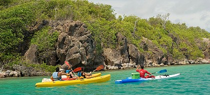 Journée détente en kayak de mer sur la côte sud caraïbe de la Martinique - A Sainte-Anne