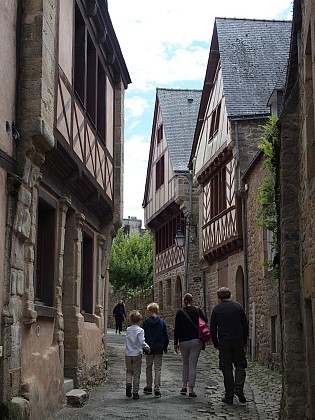 La rue du Petit Port