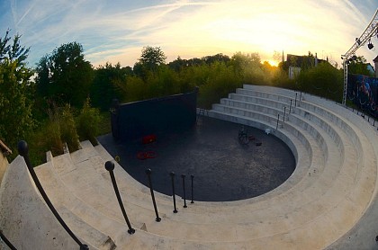 Amphithéâtre chez Bébé Charli