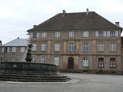 Prévôté XVIIIe siècle et maisons canoniales