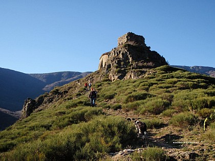 Château de Montlaur et chapelle st Médard