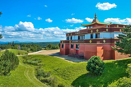 Temple bouddhiste du Bost