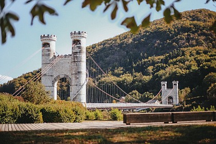 Viewpoint: Allonzier la Caille