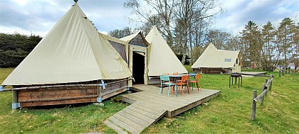Location hébergement Tipis n°2 de 6 personnes Lac des Settons Morvan - Activital