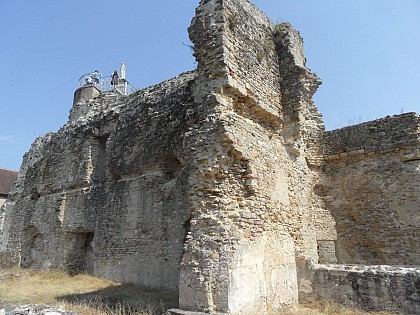 Ruines de l'ancien château des Comtes de Nevers