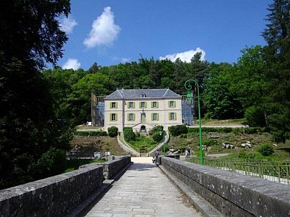 Barrage du Lac des Settons