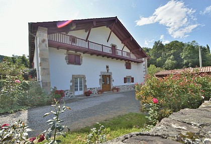 Producteur de fromage pur brebis - Famille Monaco