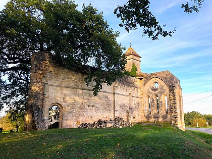 Ruines de l'église templière de Montarouch