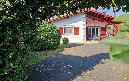 Monsieur Michel LEGAGNOA