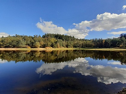 Meinettes Lake