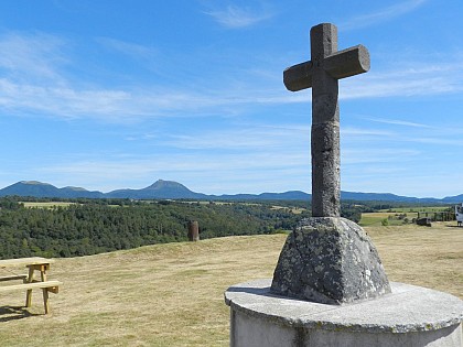 Mound and Marshes of Saint-Pierre-le-Chastel