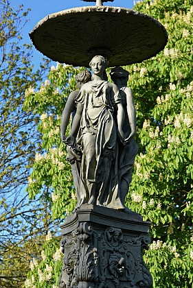 Fontaine des Trois Grâces