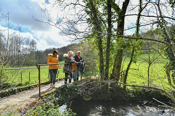 A pied - Les Rives de l'Airou