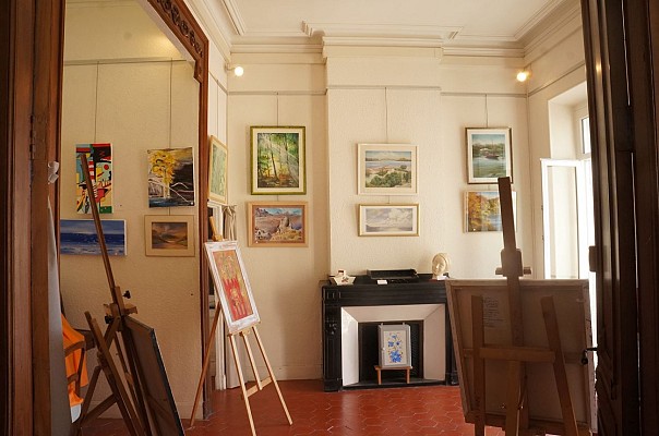 Point Information & Monument "La Tour de l'Horgoge" & Exposition d'Art