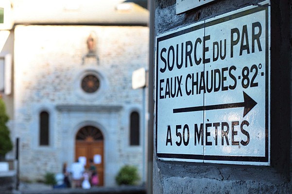 Chaudes-Aigues, cité thermale