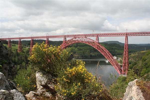 Le viaduc de Garabit, oeuvre d’Eiffel
