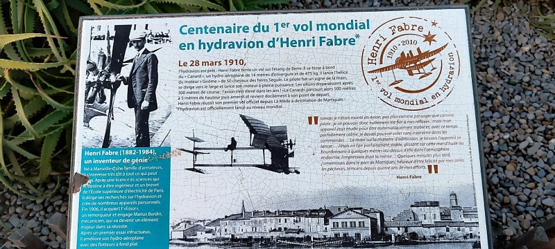Stèle Henri Fabre
