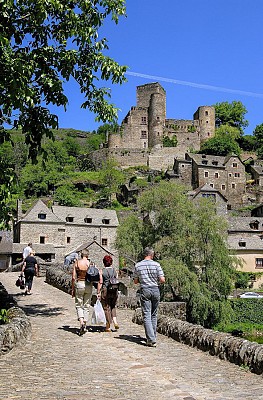 Belcastel, un des plus beaux villages de France