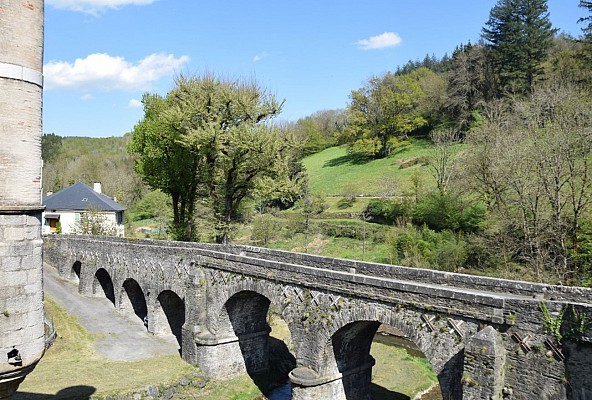 Lacaze, la petite cité de caractère