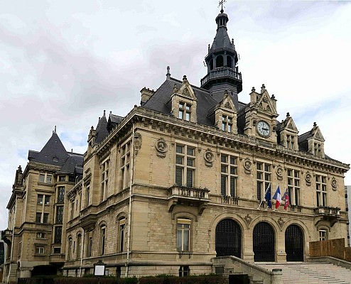 De Vincennes à Fontenay par la Pyramide du Bois de Vincennes.