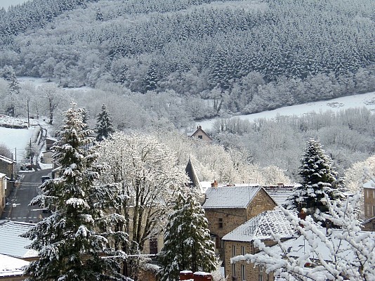 Ferrières-sur-Sichon, Légendes et Mystères