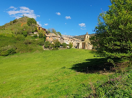 Village d'Entrages