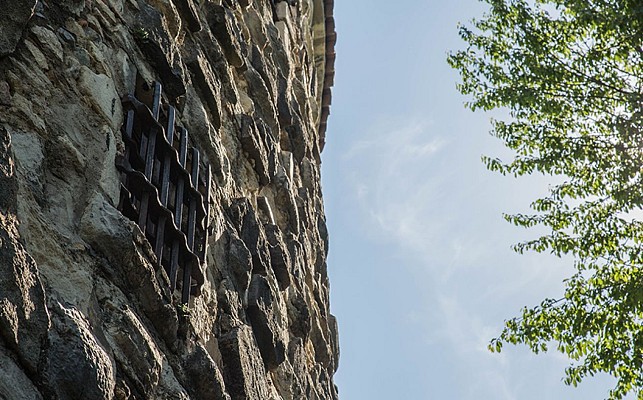 La Tour Prisonnière et les Souterrains