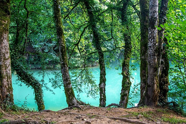 Le Lac Bleu