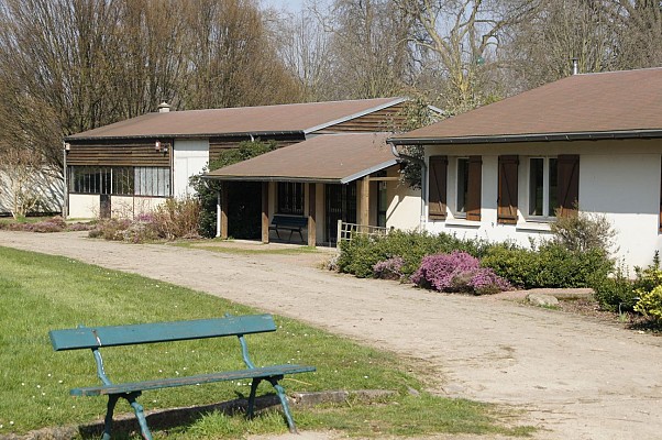 Ecole Du Breuil