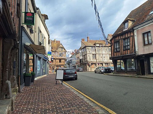Nogent-le-Roi - maisons à colombages