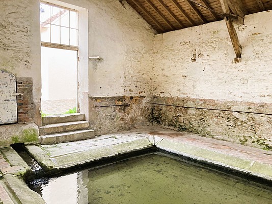 Lavoir de Blandy-les-Tours
