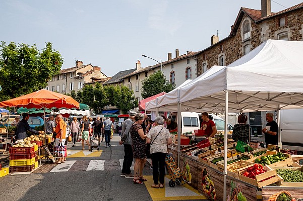 Maurs, Cité médiévale
